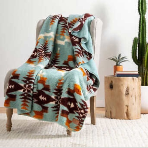 Pendleton Avra Valley Sherpa Fleece King Blanket NWT - Picture 2 of 4